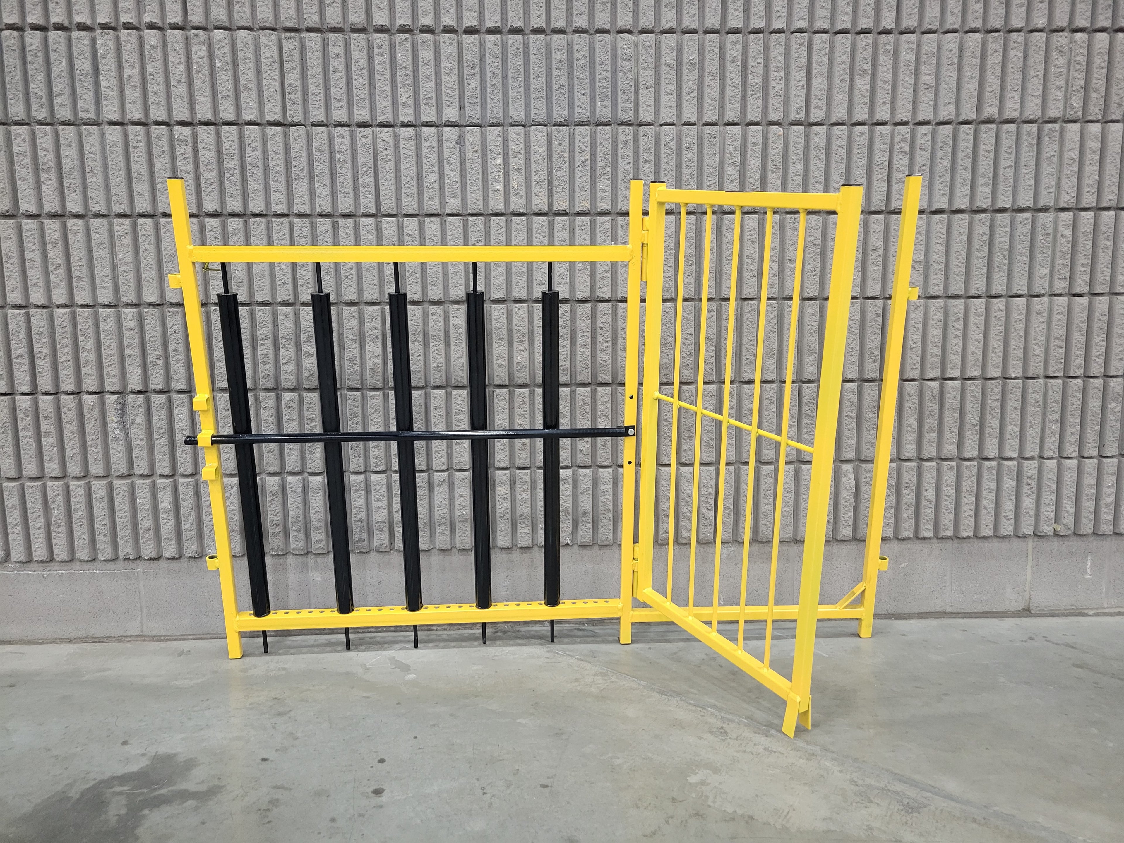 5' Creep Gate w/ 2' Door
