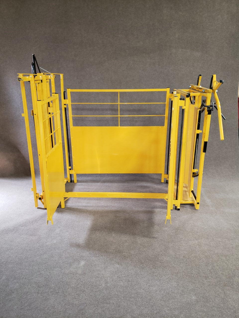 Chute Cage
