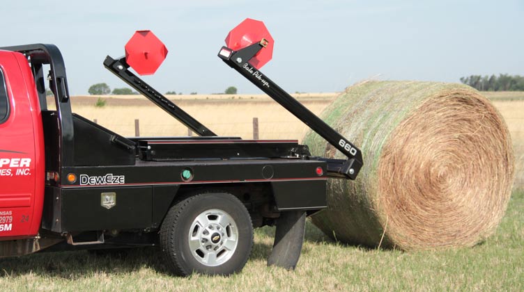 DewEze 660 Bale Loader